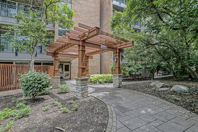 5900 Oakwood Dr Unit 2H, Lisle, IL 60532 - photo 1