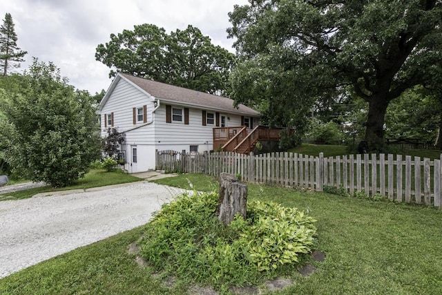 38 S Maple Ave, Fox Lake, IL 60020 - photo 1