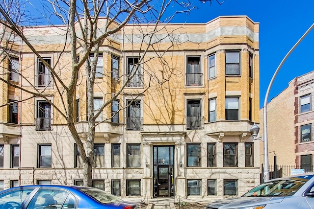 4214 N Kenmore Ave Unit 2F, Chicago, IL 60613 - photo 2