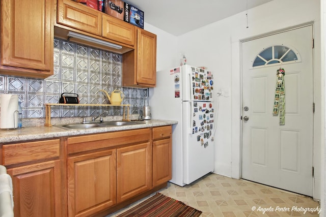 419 N Ash St N, Waukegan, IL 60085 - photo 13