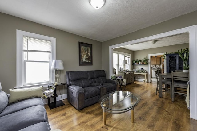 920 S Martin Luther King Jr Ave, Waukegan, IL 60085 - photo 6
