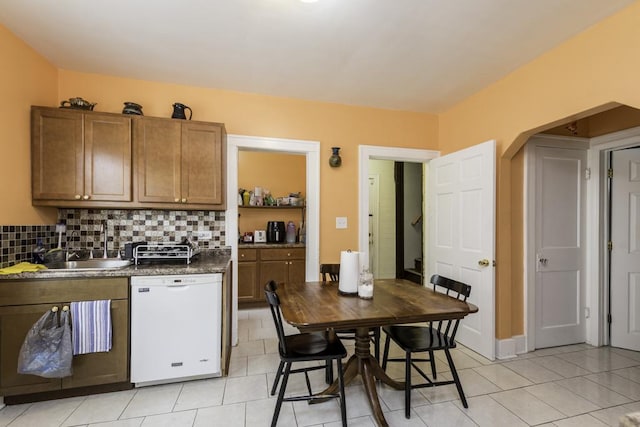 920 S Martin Luther King Jr Ave, Waukegan, IL 60085 - photo 10