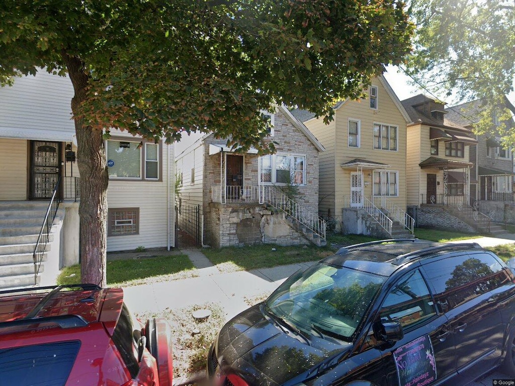8227 S Commercial Ave, Chicago, IL 60617 - photo 1