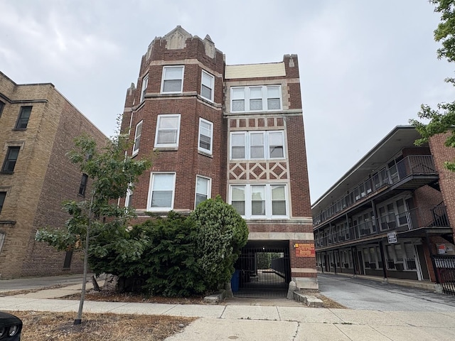 6836 S Crandon Ave Unit 3, Chicago, IL 60649 - photo 1