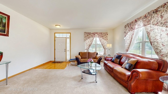 315 Hubbard Cir, Plano, IL 60545 - photo 2