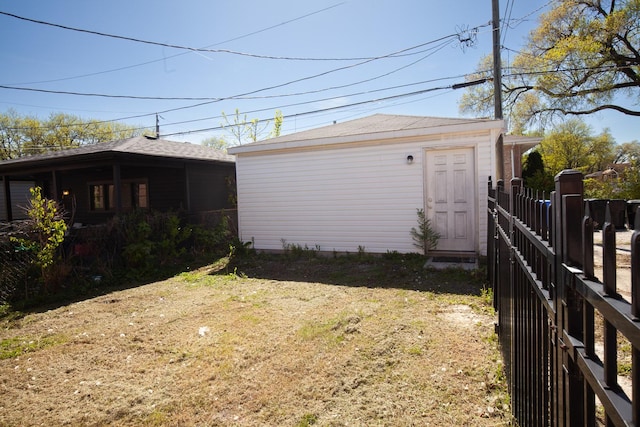 10034 S Princeton Ave, Chicago, IL 60628 - photo 23