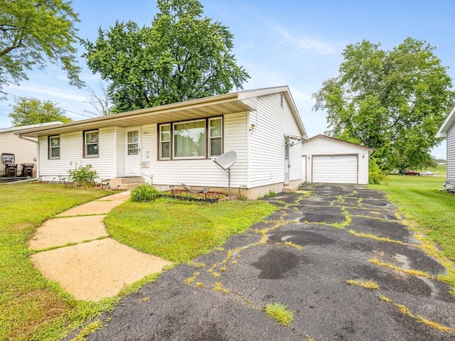 1614 W Laurel St, Freeport, IL 61032 - photo 1