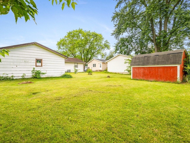 1614 W Laurel St, Freeport, IL 61032 - photo 17