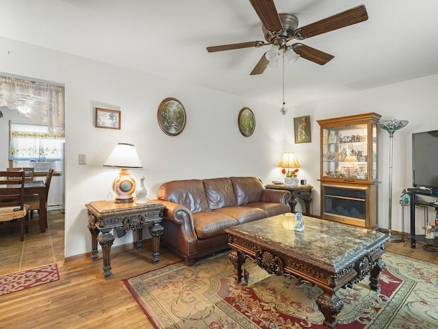 1614 W Laurel St, Freeport, IL 61032 - photo 4