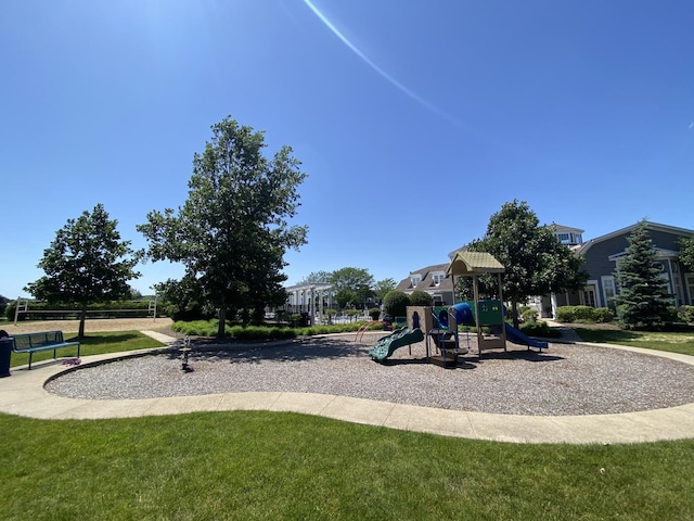 607 Brook Ct, Oswego, IL 60543 - photo 37