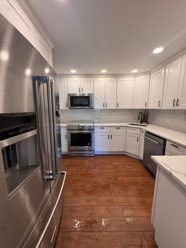 1124 Castle Dr, Glenview, IL 60025 - photo 7