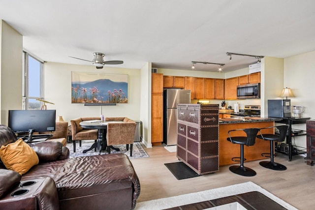 655 W Irving Park Rd Unit 3903, Chicago, IL 60613 - photo 4