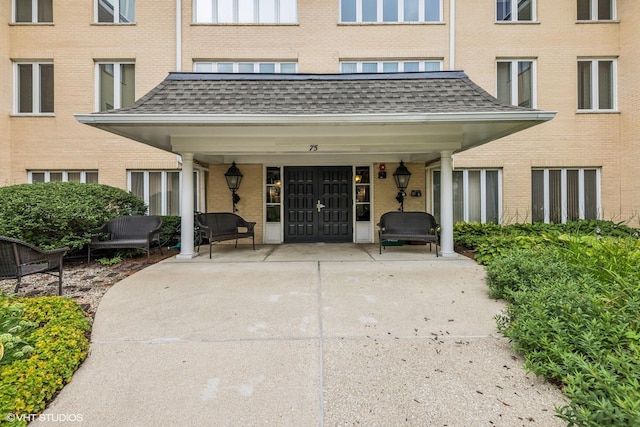 75 S 6th Ave Unit 301, La Grange, IL 60525 - photo 2