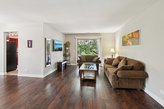 1543 Raymond Dr Unit 204, Naperville, IL 60563 - photo 2