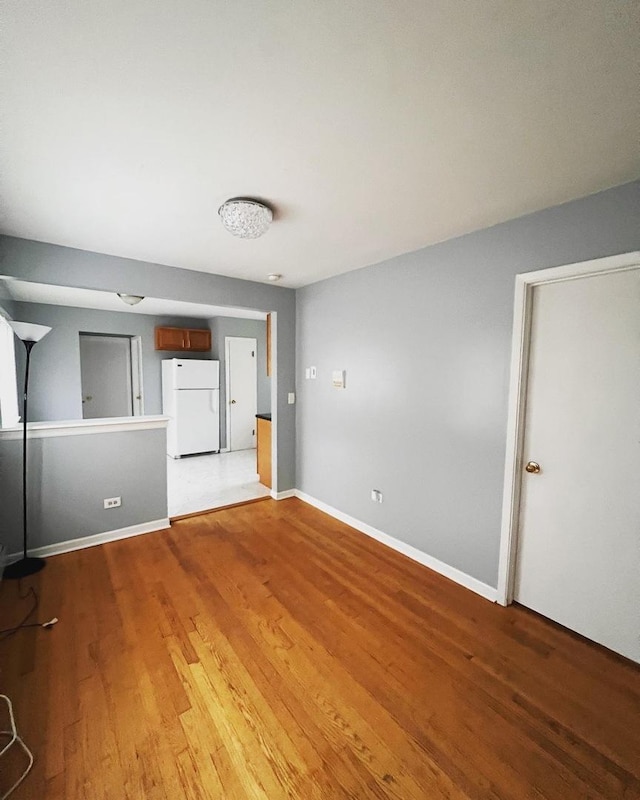 8734 S Escanaba Ave, Chicago, IL 60617 - photo 13