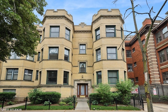 809 W Buena Ave Unit 3E, Chicago, IL 60613 - photo 1