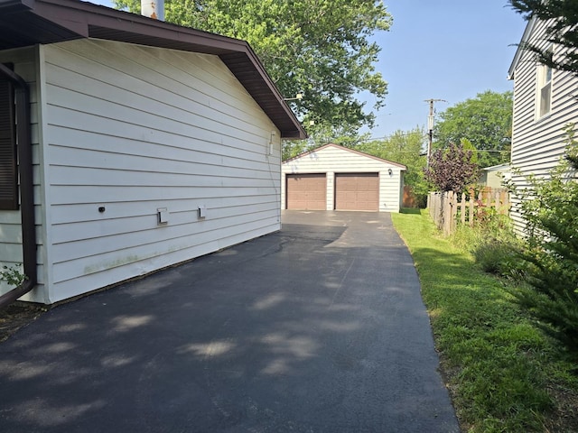 928 Shields Ave, Winthrop Harbor, IL 60096 - photo 3
