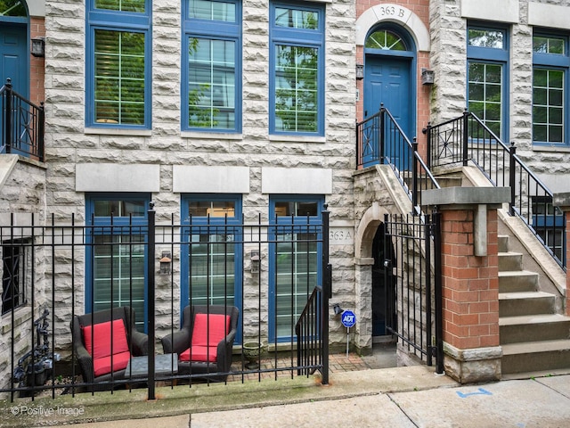 363 W Superior St Unit A, Chicago, IL 60654 - photo 2