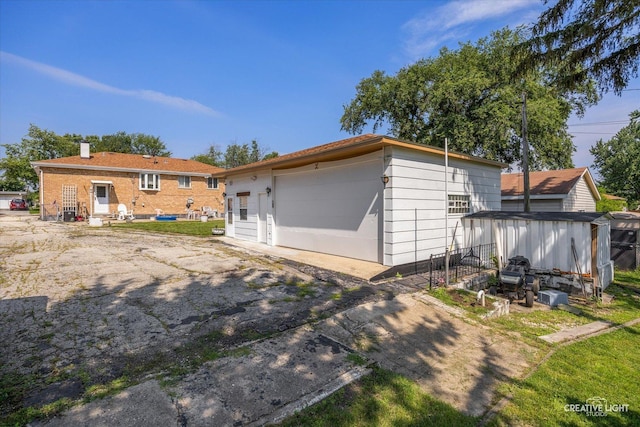 523 S Clarendon Ave, Addison, IL 60101 - photo 17