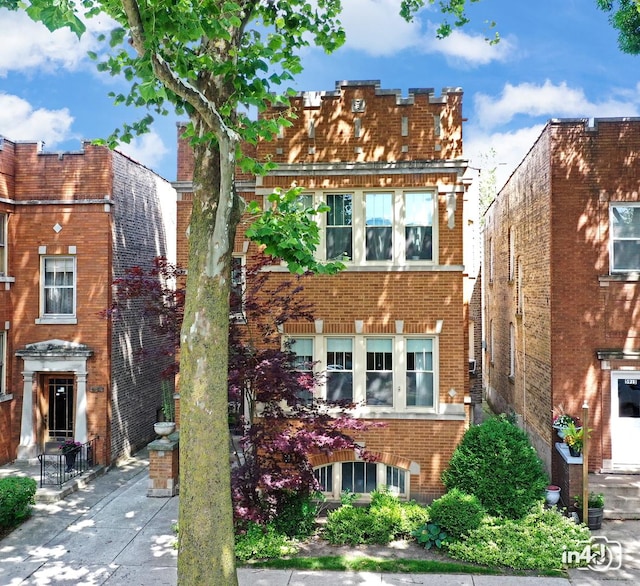 5917 N Campbell Ave, Chicago, IL 60659 - photo 18
