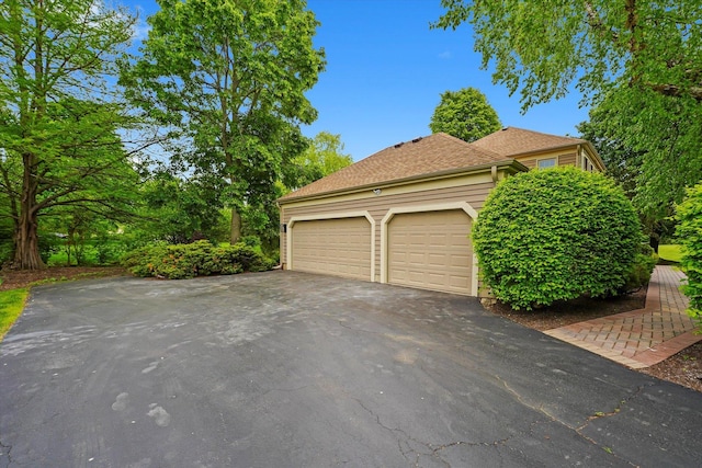 22528 W Thornbury Ct, Deer Park, IL 60010 - photo 2