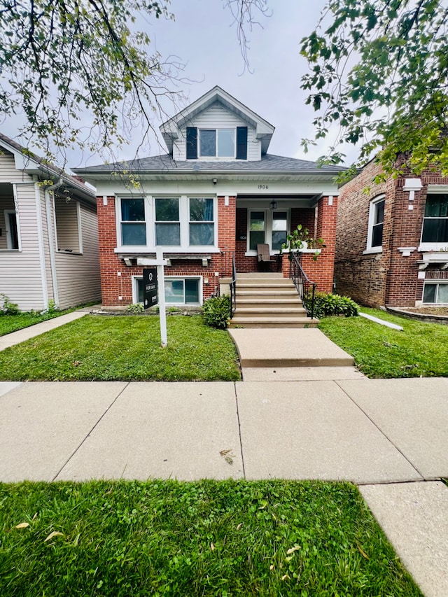1306 Elmwood Ave, Berwyn, IL 60402 - photo 1
