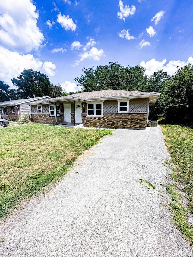 340-342 Tedmark Ct, Kankakee, IL 60901 - photo 2