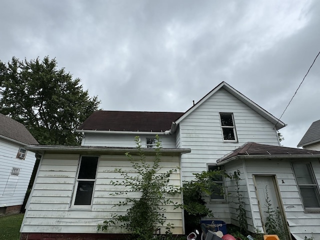219 E Patton St, Paxton, IL 60957 - photo 2