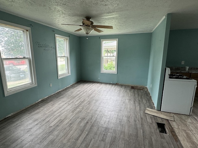 219 E Patton St, Paxton, IL 60957 - photo 4