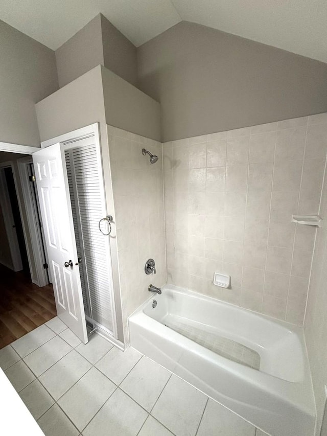 375 W Devon Ave, Roselle, IL 60172 - photo 14
