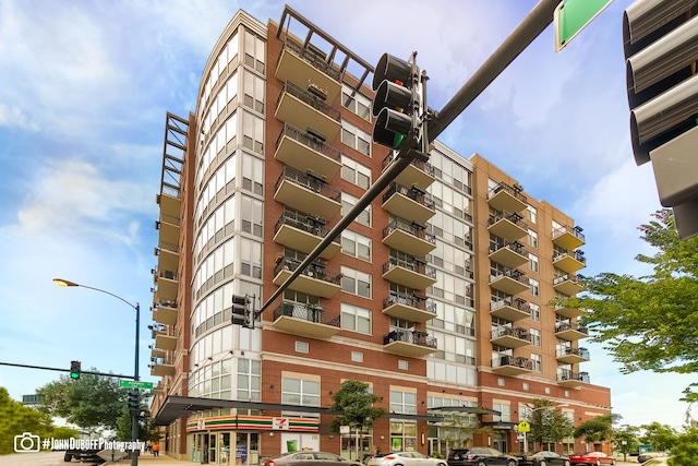 1201 W Adams St Unit 809, Chicago, IL 60607 - photo 1