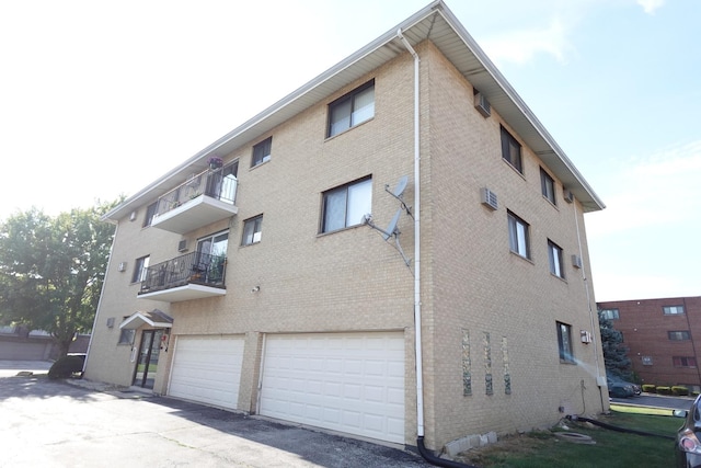 10425 Mayfield St Unit 3W, Oak Lawn, IL 60453 - photo 1