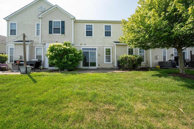 161 Willoughby Ct Unit C, Yorkville, IL 60560 - photo 2