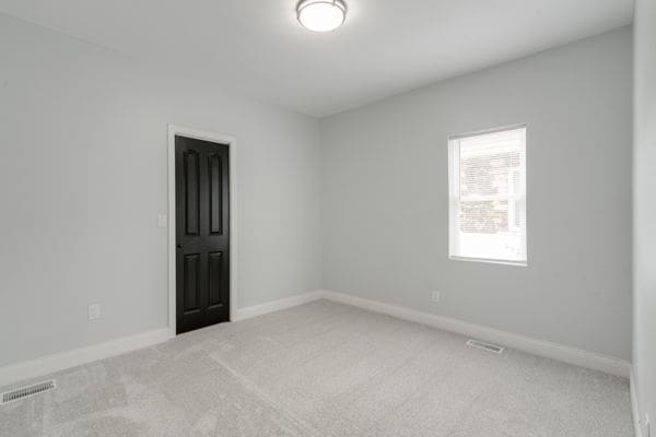 821 N Rosewood Ave, Kankakee, IL 60901 - photo 12