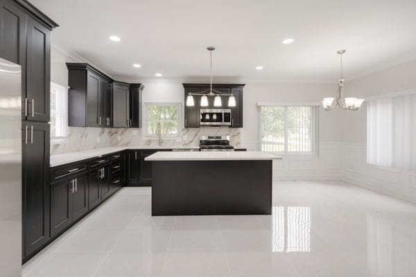 821 N Rosewood Ave, Kankakee, IL 60901 - photo 8