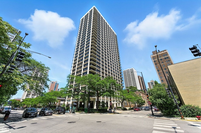 88 W Schiller St Unit 2301, Chicago, IL 60610 - photo 1
