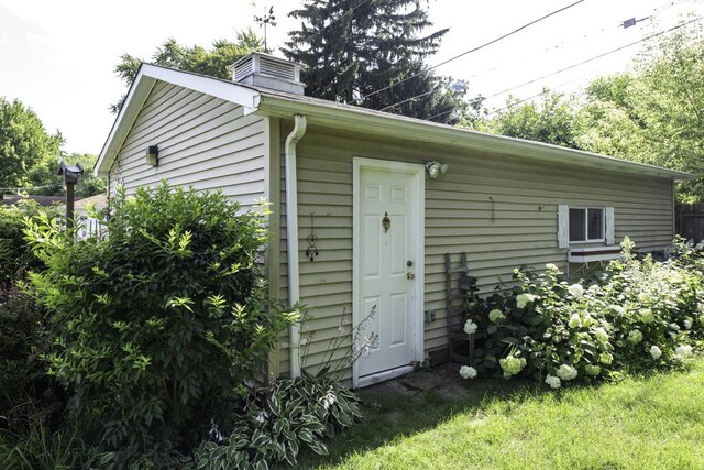 810 Franklin Ave, Winthrop Harbor, IL 60096 - photo 27