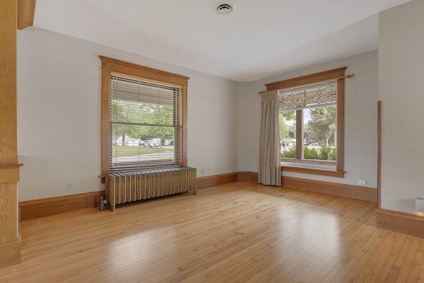 190 Grove Ave, Hampshire, IL 60140 - photo 13