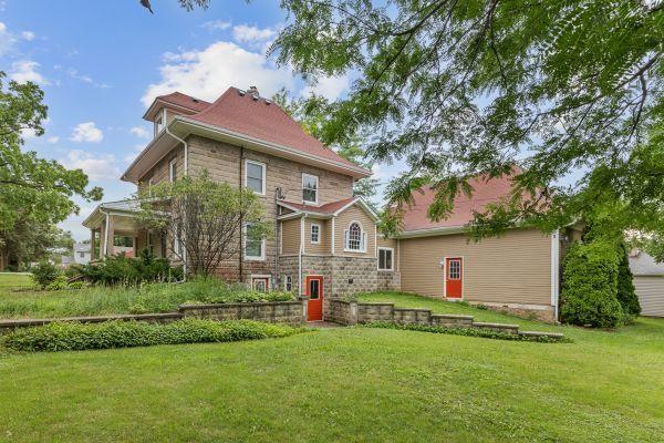 190 Grove Ave, Hampshire, IL 60140 - photo 4