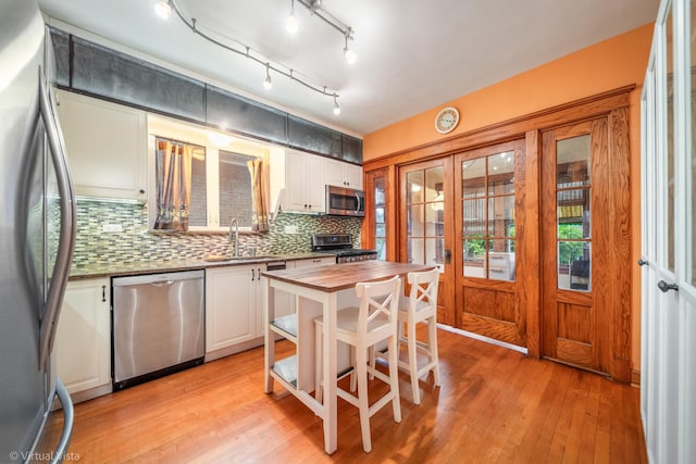 2330 Gunderson Ave, Berwyn, IL 60402 - photo 15