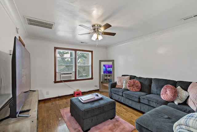 8122 S Kingston Ave, Chicago, IL 60617 - photo 11
