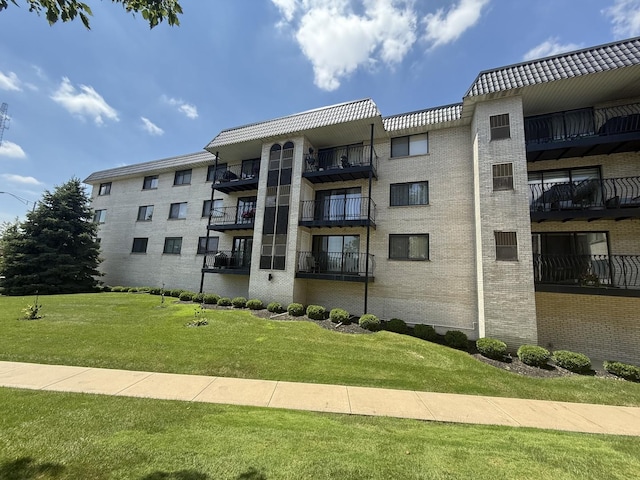 6950 W Forest Preserve Dr Unit 207, Norridge, IL 60706 - photo 2