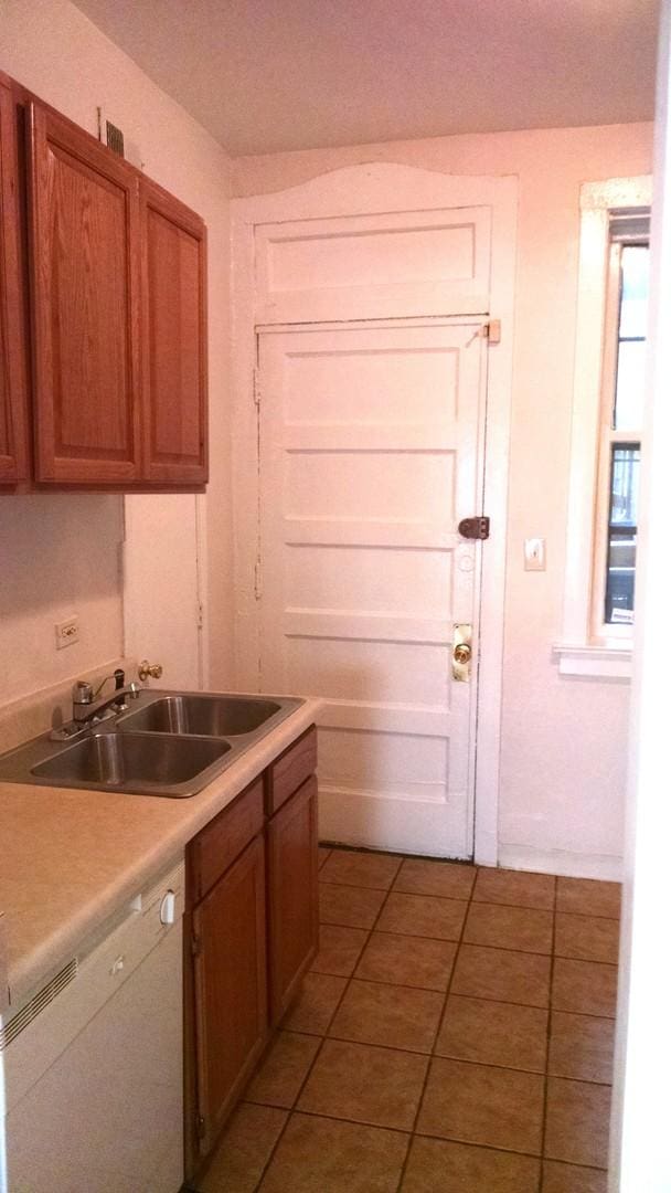 947 E Hyde Park Blvd Unit 1, Chicago, IL 60615 - photo 7
