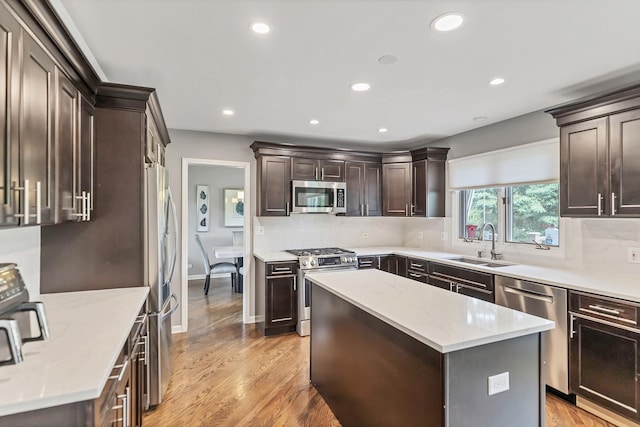 840 Kylemore Dr, Des Plaines, IL 60016 - photo 19