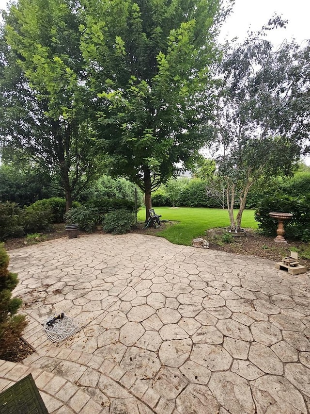 10 Montclair Dr, Cary, IL 60013 - photo 5