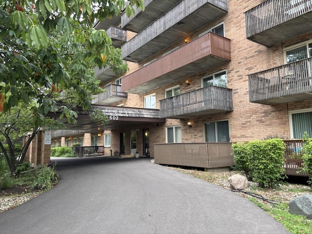 502 Redondo Dr Unit 112, Downers Grove, IL 60516 - photo 23