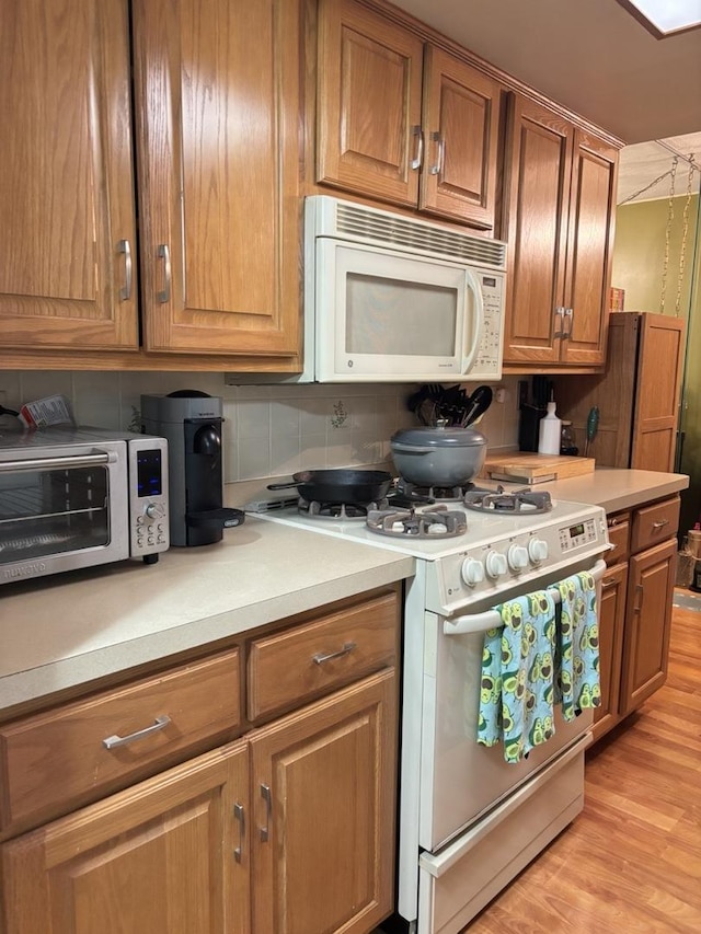 502 Redondo Dr Unit 112, Downers Grove, IL 60516 - photo 8