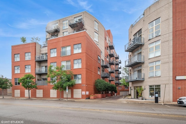 1210 Chicago Ave Unit 202, Evanston, IL 60202 - photo 1