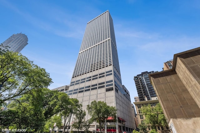 180 E Pearson St Unit 4606, Chicago, IL 60611 - photo 1