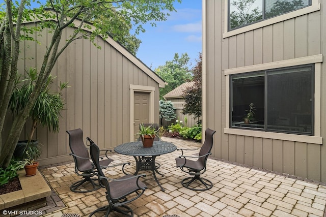 224 Bluff Ct, Lake Barrington, IL 60010 - photo 25